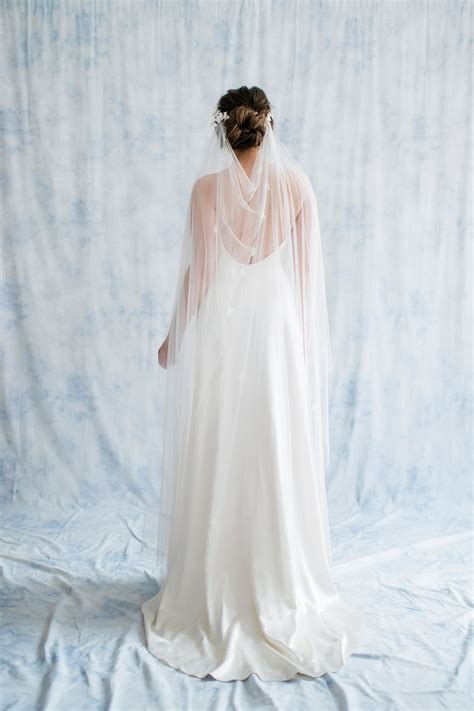 How to make a draped wedding veil | Honestweddingadvice.com