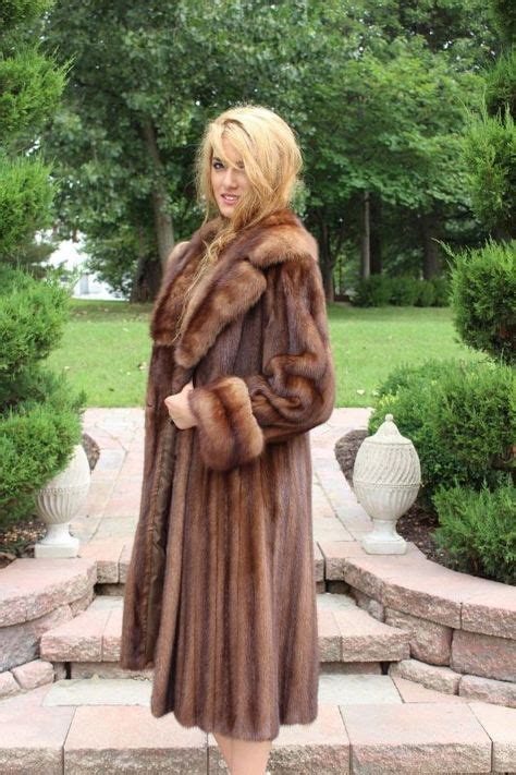 Lovely Blonde In Sable Fur Fashion Fashion Fur Coat