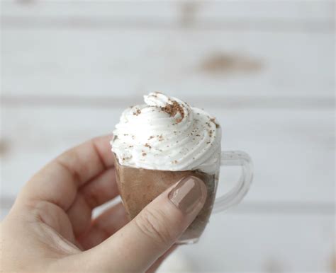 Elle Sees Beauty Blogger In Atlanta DIY Hot Cocoa Body Butter Marshmallow Creme Body Butter