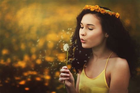 Download Blur Wreath Dandelion Brunette Model Woman Mood Hd Wallpaper