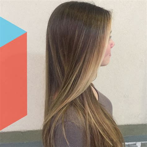 A Little Face Framing Highlights To Brighten Up Your Day Balayage Hair