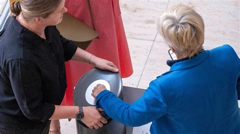 Assistierter Suizid - Sterbehilfe und Alternativen zum Freitod