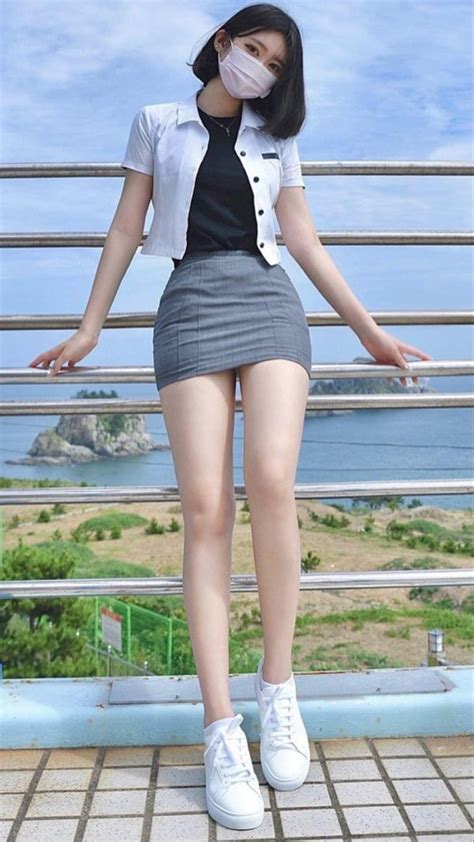 Fashion에 있는 핀 화려한 여성 엣지있는 스타일 청소년 여자 패션