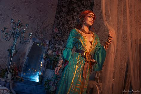 壁纸 Triss Merigold 那巫师 巫师3野狩猎 视频游戏角色 红头发 连衣裙 分裂 雀斑 看不起 卧室 景深