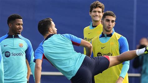 Fc Barcelona Ferran Torres Y Ansu Fati Dejan Escapar El Mismo Tren