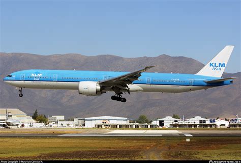 Ph Bvb Klm Asia Boeing Er Photo By Mauricio Carvajal A Id