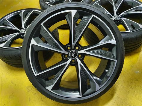 Ko A Felgi Audi Sport Rs Rs Q Sq Q Sq Rsq Pirelli Tpms Demo