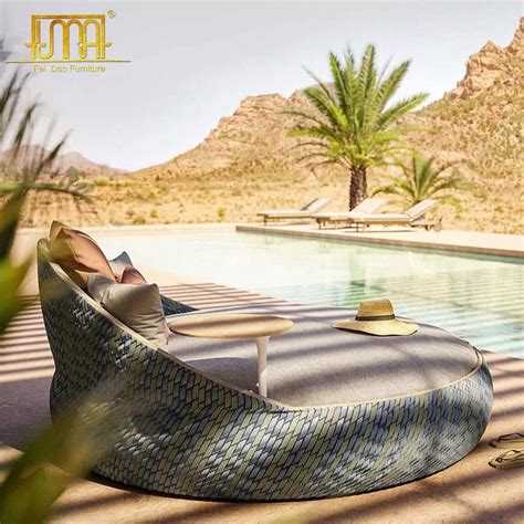 Daybed Rattan Outdoor Woven Frame with Tray Table - Feidao