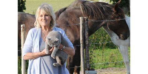 Brignais Lactrice Mylène Demongeot aux journées portes ouvertes de la SPA