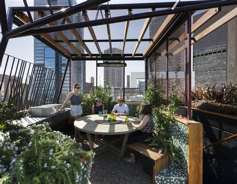 Great Homes With Beautiful Rooftop Decks And Terraces