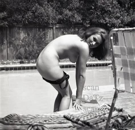 1960S RON VOGEL Negative Nude Pinup Girl Lisa Parker Cheesecake V200047