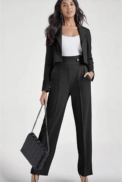 styling tips   black graduation gown shunvogue