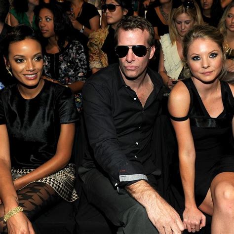 The Fug Girls Thomas Jane Crashed the Hervé Léger Runway While Models