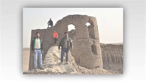 Forts in Cholistan - YouTube