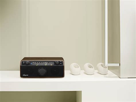 Sangean WR 12 BT Walnuss Bordsradio FM AM AUX Bluetooth Trä Conrad se