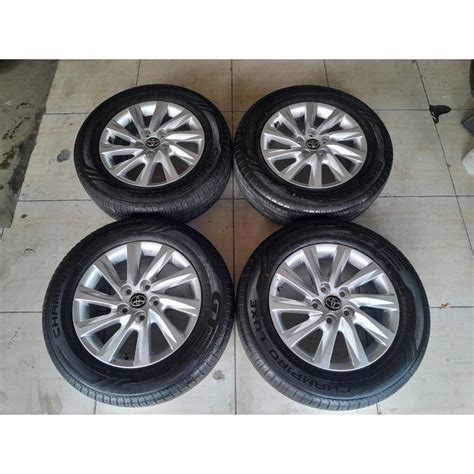 Jual Velg Oem Bekas Mobil Innova Zenix Ring 16 Pcd 5x114 Plus Ban Seken