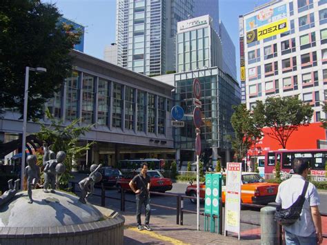 渋谷駅前ハチ公口・西口｜街並み町並み写真集【街画コム】