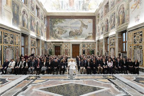 Pope Francis Thanks Vatican Journalists for Reporting on Scandals in ...