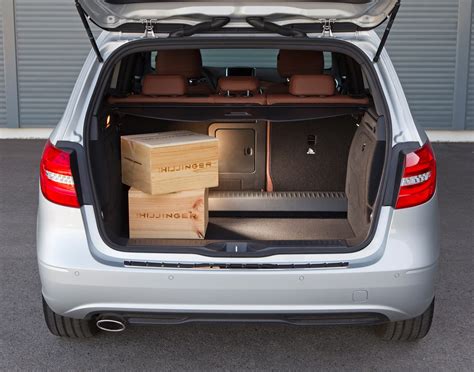 Mercedes Benz B Class Estate 2012 Features Equipment And Accessories Parkers