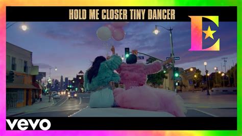 Elton John - Tiny Dancer (Official Lyric Video) Chords - Chordify