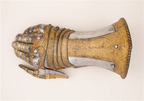 Gauntlet For The Right Hand Italian Milan Ancient Armor Armor