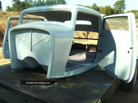 1932 Ford Pickup Fiberglass Bodies