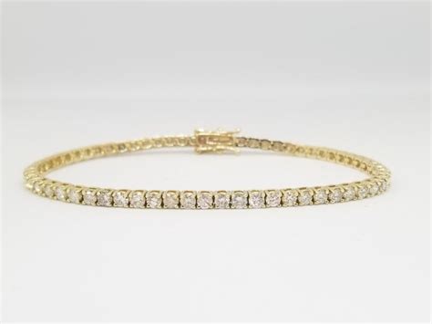 4 00 Carat Round Brilliant Cut Diamond Tennis Bracelet 14 Karat Yellow