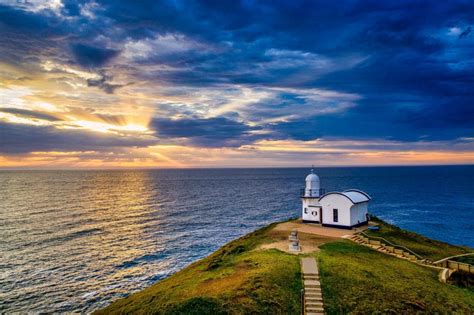 tacking point lighthouse  great spots  photography