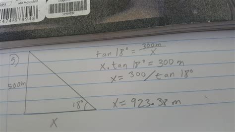 Resolución de triangulo Un piloto que vuela a una altitud de 300 m