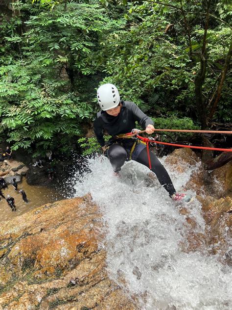 Waterfall Abseiling For Beginners - ecotrac-adventure.com