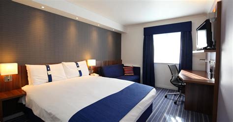 Holiday Inn Express Leeds - East $86. Leeds Hotel Deals & Reviews - KAYAK