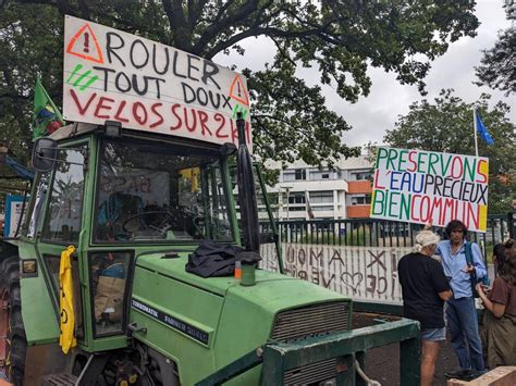 Lutte Contre Les M Ga Bassines Une D L Gation Du Convoi Re Ue Par L