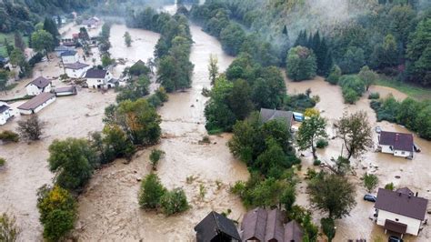 Erdrutsche Und Hochwasser In Bosnien Herzegowina Tote