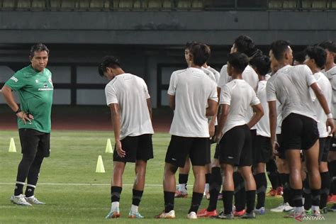 Bima Sakti Optimistis Timnas Indonesia U Mampu Lolos Ke Besar