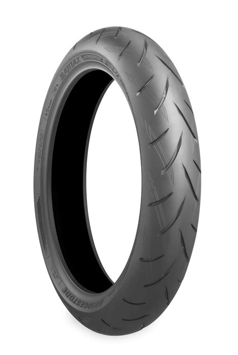 Why is the tread on the front tire the reverse of the rear tire? : r