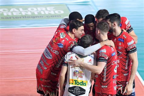 Superlega La Sir Safety Susa Perugia Guarda Avanti E Torna Al Lavoro