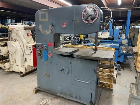 DoAll 3613 1 Vertical Bandsaw Semi Automatic