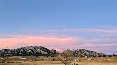 sunrise at the flatirons : r/Colorado