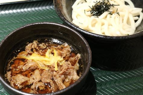 【実食】はなまるうどん「ゆず牛肉つけ麺」じゅわ〜と甘辛！牛肉のコク＆旨み さっぱり柚子の香りがアクセント えん食べ