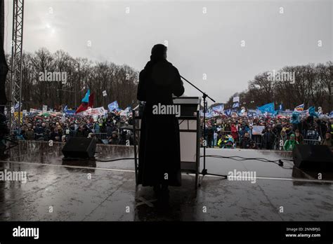 Sahra wagenknecht rally hi-res stock photography and images - Alamy