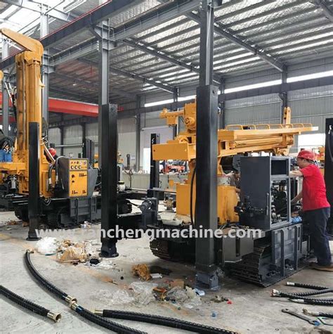 260m Hydraulic Crawler Type Borehole Water Well Drilling Machine Rig