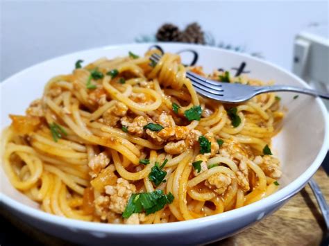 Paste Bolognese Cu Carne Tocata Farfuria Cu Gust Retete Culinare