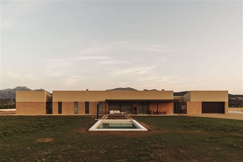 Vents House / NØRA studio | ArchDaily