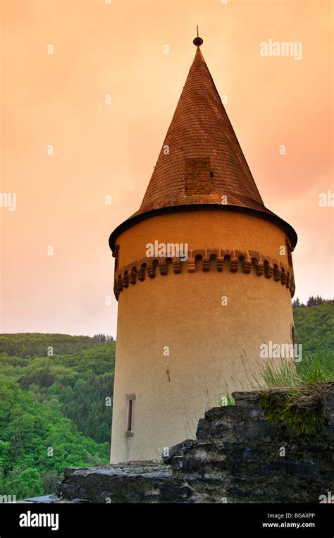 Vianden castle, Luxembourg Stock Photo - Alamy