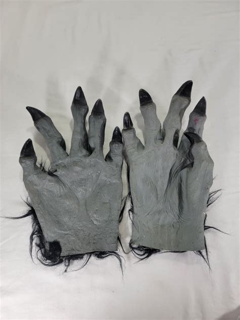 Werewolf Wolf Monster Beast Hands Claws Paws Adult Ha Gem