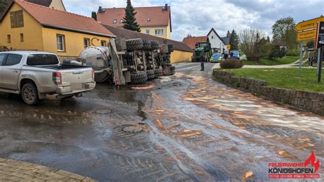 Gülle LKW umgekippt Einsatzbericht Etzdorf