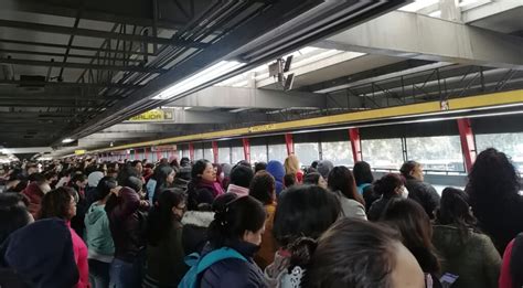 L Nea Del Metro De Cdmx Colapsada Ante Cierre De Estaciones De L Nea