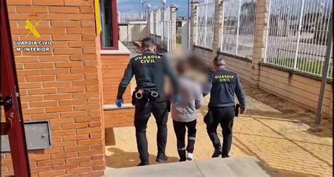 Cinco Detenidos Por Regentar Dos Puntos De Venta De Cocaína Y Heroína En Moraleja