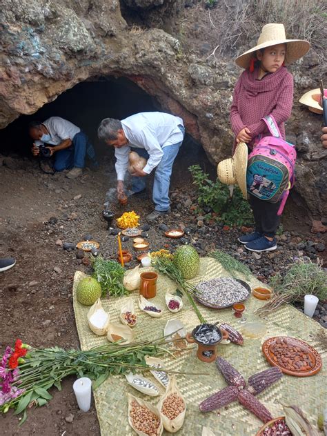 Ritual Del Retorno Del Paso Cenital Del Sol En El Cerro Estado De M Xico