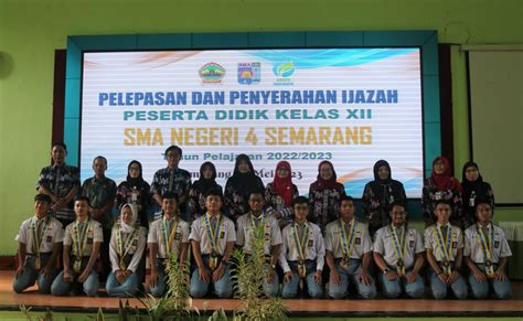 Sman Semarang Laksanakan Pelepasan Penyerahan Ijazah